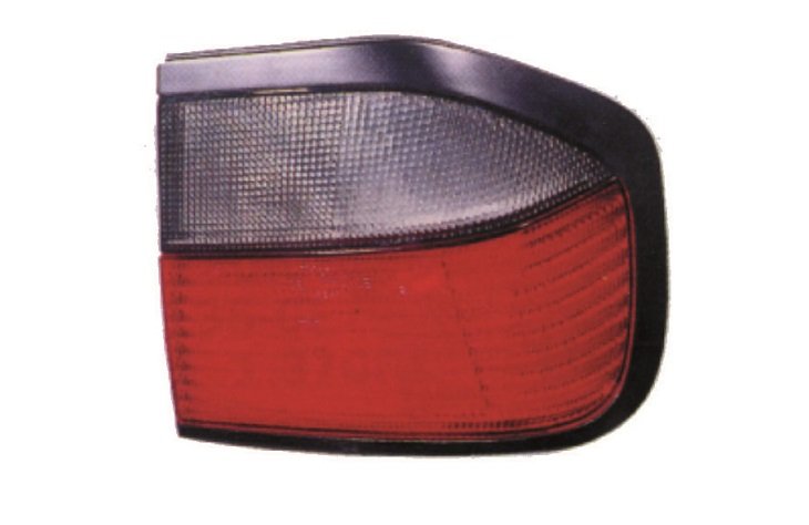Luz traseira direita 4 pontos vermelho - fume NISSAN PRIMERA  pour NISSAN PRIMERA Luz traseira direita 4 pontos vermelho - fume NISSAN PRIMERA  pour NISSAN PRIMERA