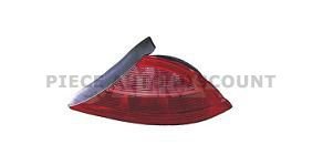 Acessar a peça Farolim traseiro direito Acessar a peça Farolim traseiro direito