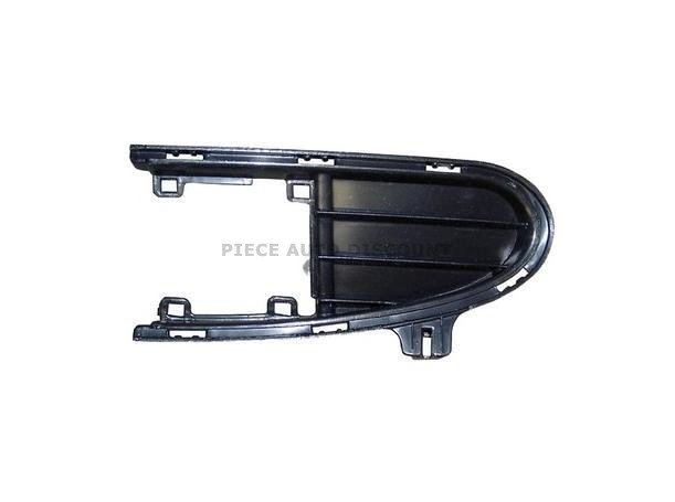 Acessar a peça Grelha esquerda do para choques frente - faróis de farol nevoeiro