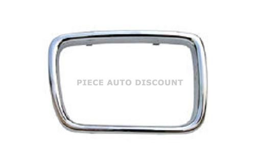 Acessar a peça Embelezador direito quadro grelha central 1994->1995