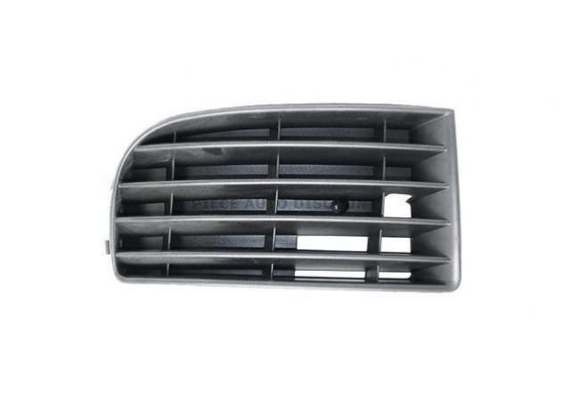 Acessar a peça Grelha direita para choques frente sem buraco nevoeiro 4 lamas