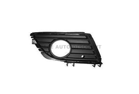 Acessar a peça Grelha direita para choques frente com buraco nevoeiro