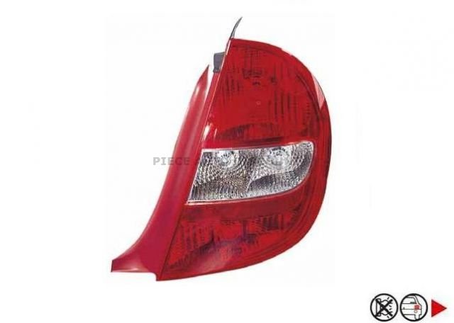 Acessar a peça Farolim traseiro direito Acessar a peça Farolim traseiro direito