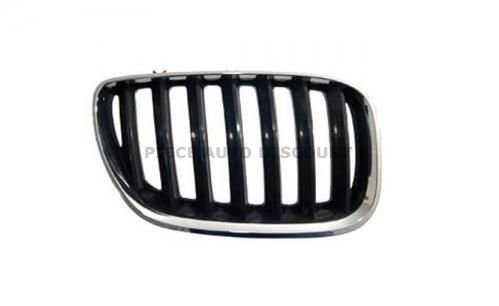 Acessar a peça Grelha direita frente preta/cromada