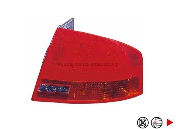 Acessar a peça Farolim traseiro exterior direito [berlina]