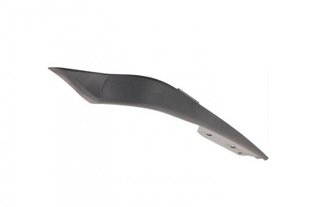 Acessar a peça Friso direita para choques traseiro preta Acessar a peça Friso direita para choques traseiro preta