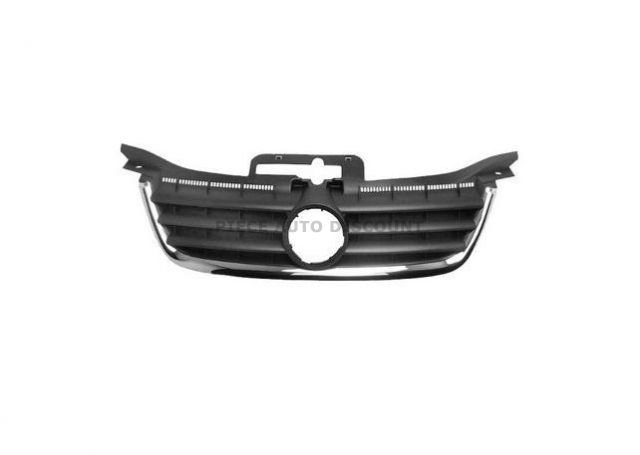 Acessar a peça Grelha frente preta com frisocromada Acessar a peça Grelha frente preta com frisocromada