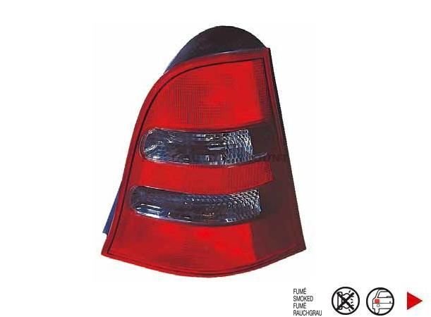 Acessar a peça Farolim traseiro direito Avantgarde