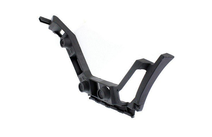 Acessar a peça Suporte central direito para choques traseiro