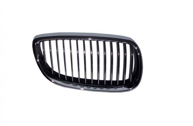 Acessar a peça Grelha frente esquerda quadro/lamas cromadas