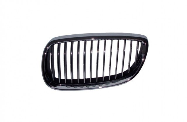 Acessar a peça Grelha frente direita quadro/lamas cromadas