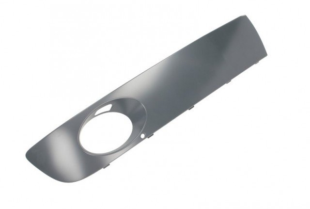 Acessar a peça Friso inferior direita para choques frente primario com buraco nevoeiro