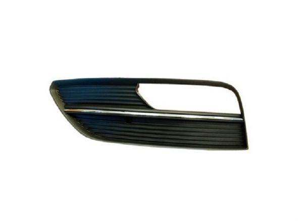 Acessar a peça Grelha esquerda para choques frente preta com friso cromada com buraco nevoeiro 3/5 portas