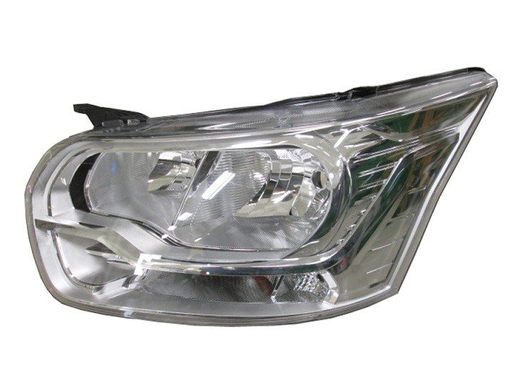 Acessar a peça Farol esquerdo H7+H15