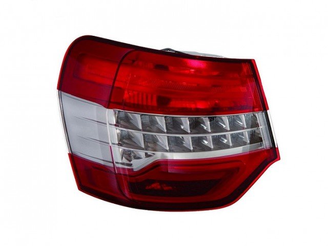 Acessar a peça Farolim traseiro exterior esquerdo [Berlina] 2010->