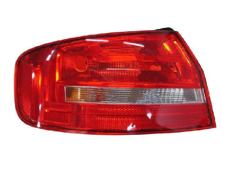 Acessar a peça Farolim traseiro exterior do lado esquerdo