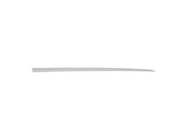 Acessar a peça Embelezador friso porta frente direita preparado