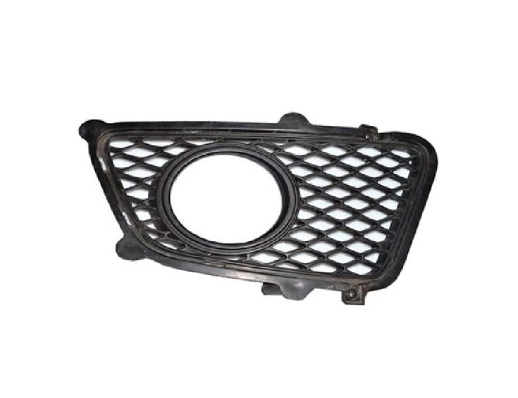 Acessar a peça Grelha direita para choques frente com buraco nevoeiro Acessar a peça Grelha direita para choques frente com buraco nevoeiro