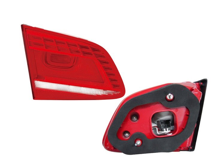 Acessar a peça Farolim traseiro esquerdo led/interior 4 portas