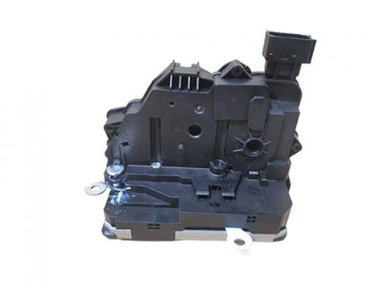 Acessar a peça Fechadura frente esquerda con encerramento segurança 6 pins