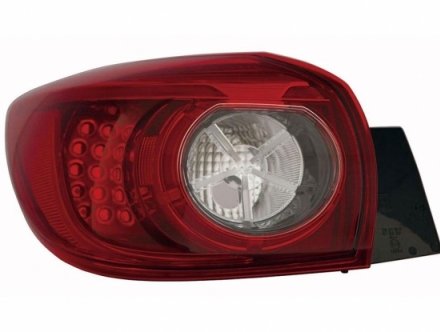 Acessar a peça Farolim traseiro externa esquerda led [5 portas]