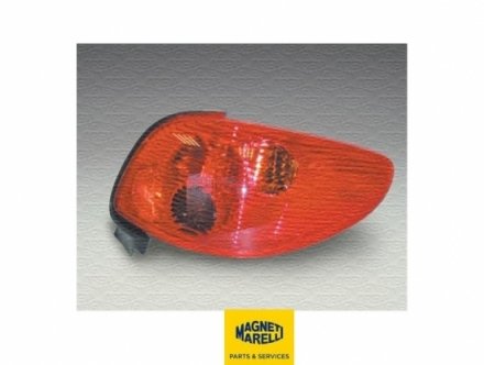 Acessar a peça Farolim traseiro direito [cc] 03-> magneti marelli