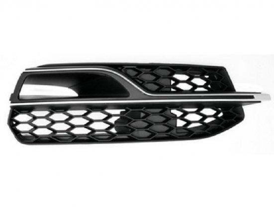 Acessar a peça Grelha direita do para choques frente preta com frisos prateados [s3]