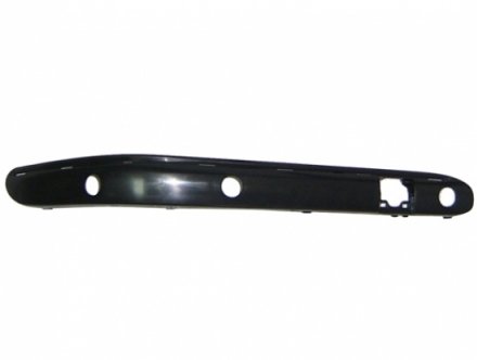 Acessar a peça Friso direita para choques frente com buracos embelezador com buracos sensor