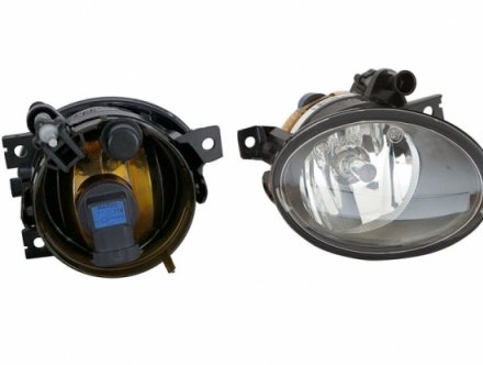 Acessar a peça Farol nevoeiro direito H11 Acessar a peça Farol nevoeiro direito H11