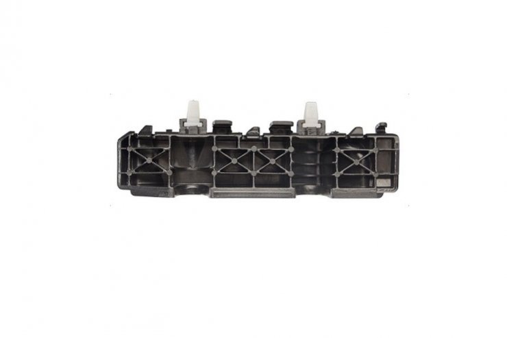 Acessar a peça Suporte direito para choques frente.