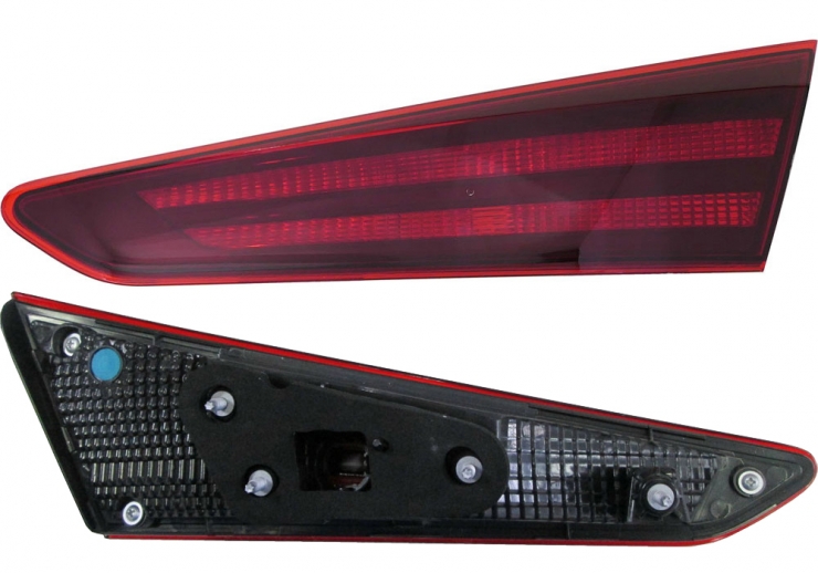 Acessar a peça Farolim traseiro direito, interior