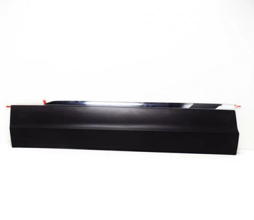 Acessar a peça Friso da porta frente esquerda