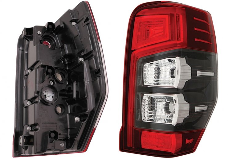 Acessar a peça Farolim traseiro direito, LED