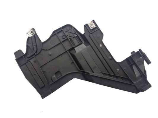 Acessar a peça Suporte inferior faro direito