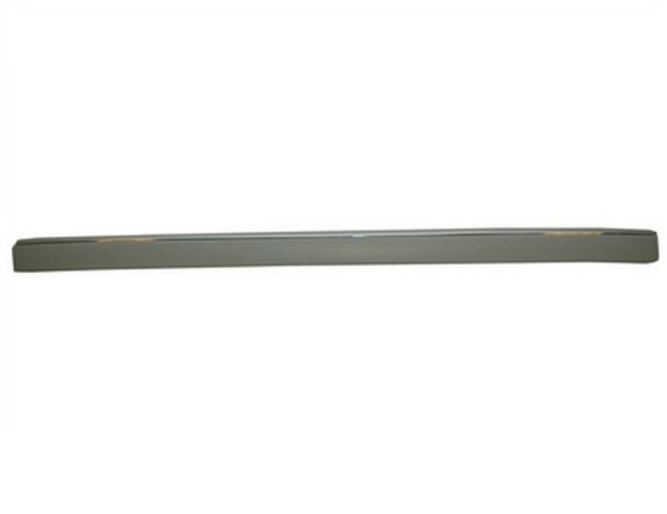 Acessar a peça Friso central do para choques traseiro