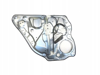 Acessar a peça Mecanismo de elevadores de vidros traseiro direito eletrico sem motor com panelpara confort 4 portas