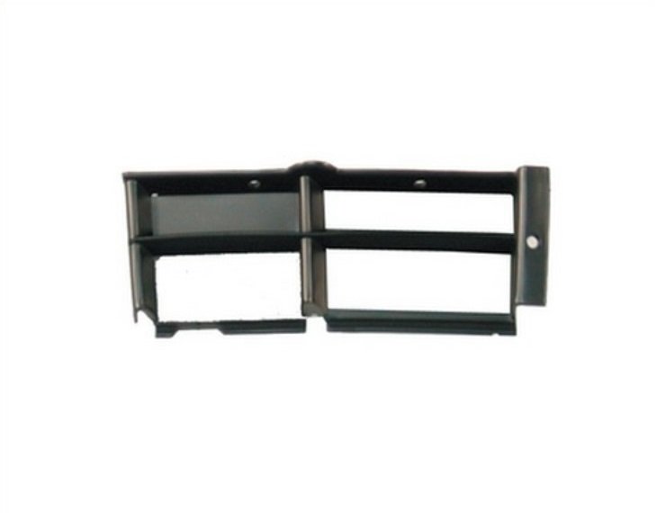 Acessar a peça Grelha do para choques frente direito (3 orifícios)