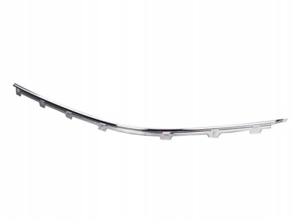 Acessar a peça Friso esquerda para choques frente cromada