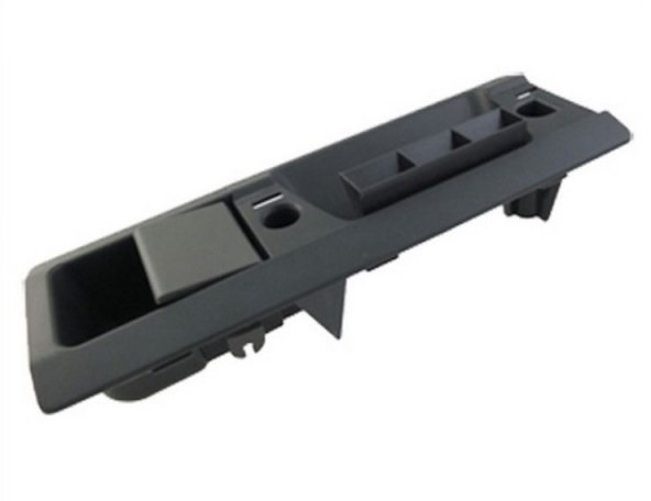 Acessar a peça Puxador interior cinzenta, porta tras