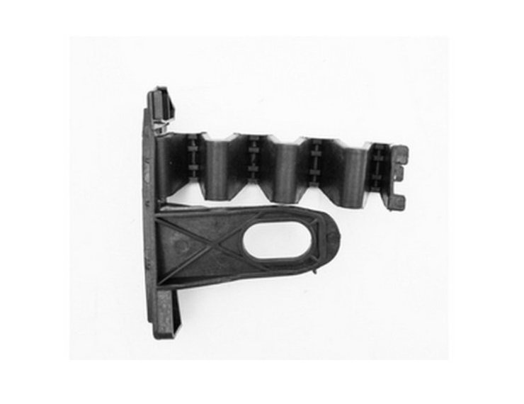 Acessar a peça Suporte direito do para choques frente