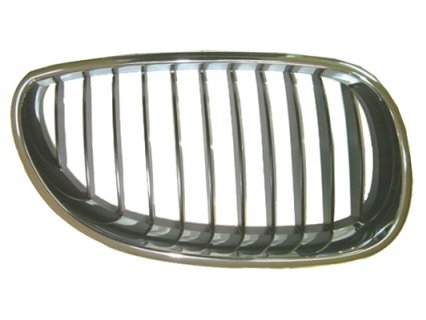 Acessar a peça Grelha frente direita quadro cromado/lamas pretas