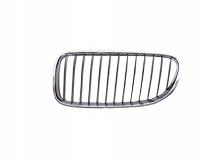 Acessar a peça Grelha direita frente quadro cromado/lamas pretas coupe