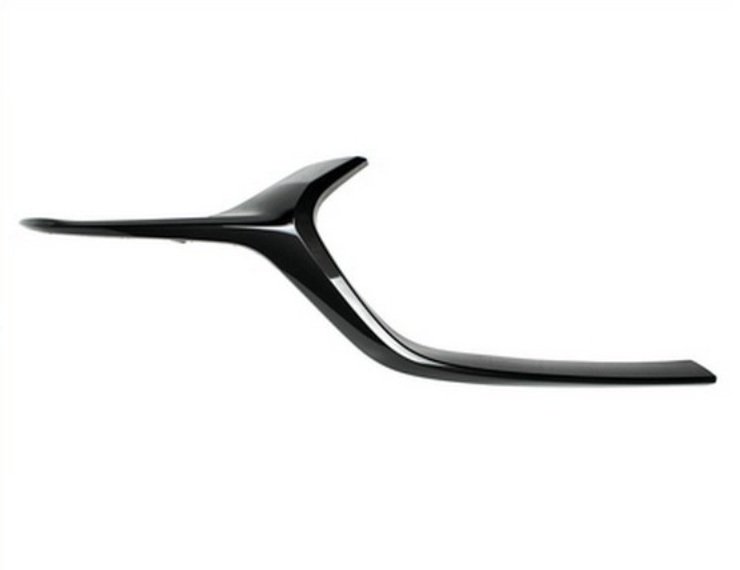 Acessar a peça Friso inferior direita grelha, preta (5 portas)